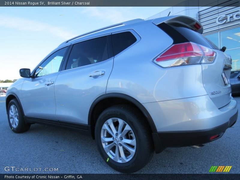 Brilliant Silver / Charcoal 2014 Nissan Rogue SV
