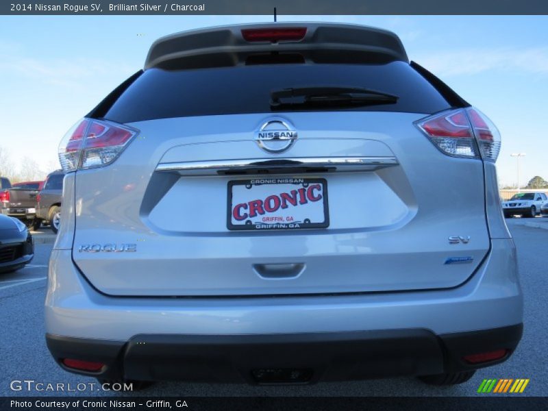 Brilliant Silver / Charcoal 2014 Nissan Rogue SV