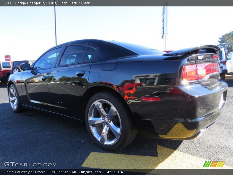 Pitch Black / Black 2013 Dodge Charger R/T Plus