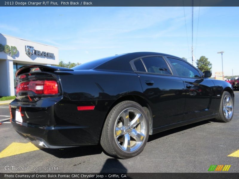Pitch Black / Black 2013 Dodge Charger R/T Plus