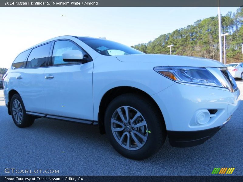  2014 Pathfinder S Moonlight White