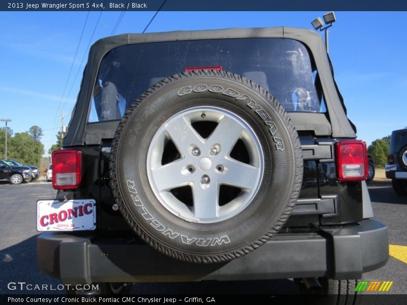 Black / Black 2013 Jeep Wrangler Sport S 4x4