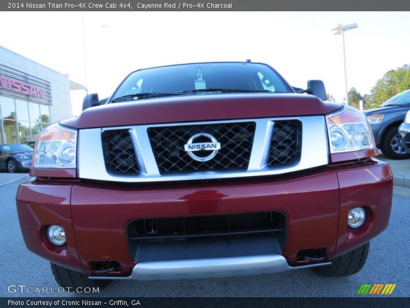 Cayenne Red / Pro-4X Charcoal 2014 Nissan Titan Pro-4X Crew Cab 4x4