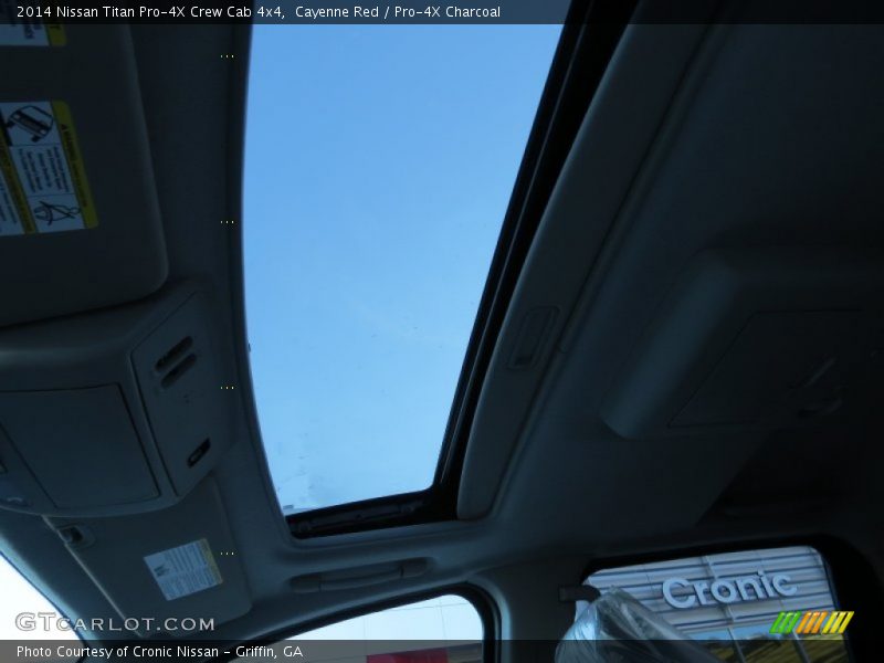 Cayenne Red / Pro-4X Charcoal 2014 Nissan Titan Pro-4X Crew Cab 4x4