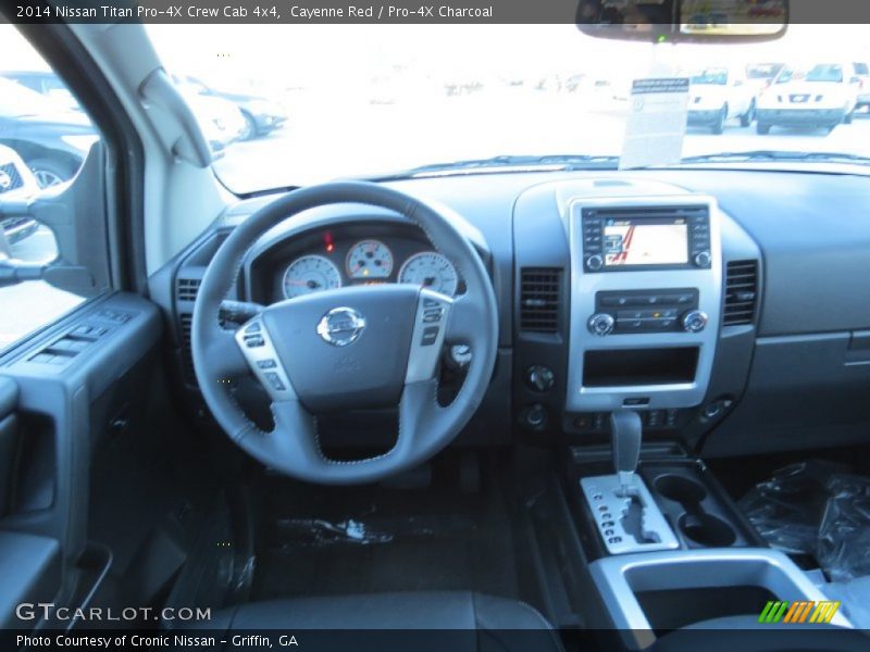 Cayenne Red / Pro-4X Charcoal 2014 Nissan Titan Pro-4X Crew Cab 4x4