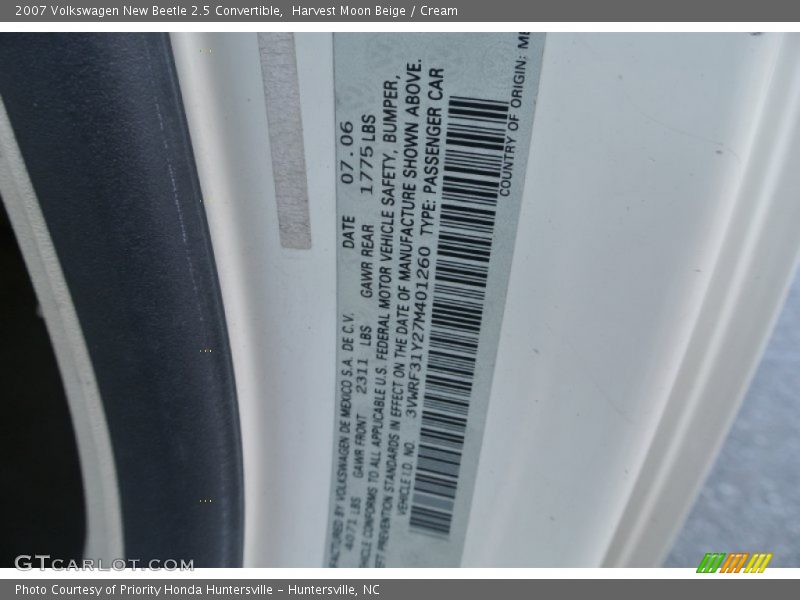 Harvest Moon Beige / Cream 2007 Volkswagen New Beetle 2.5 Convertible