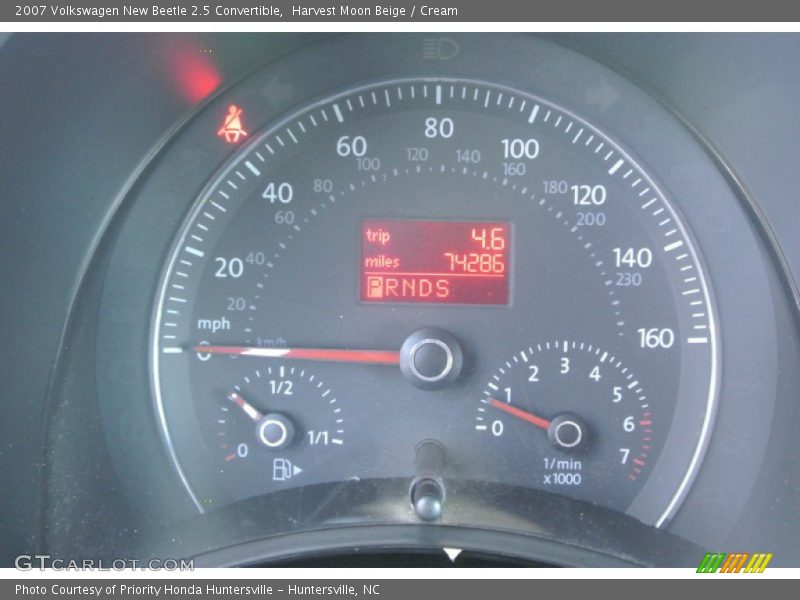 Harvest Moon Beige / Cream 2007 Volkswagen New Beetle 2.5 Convertible