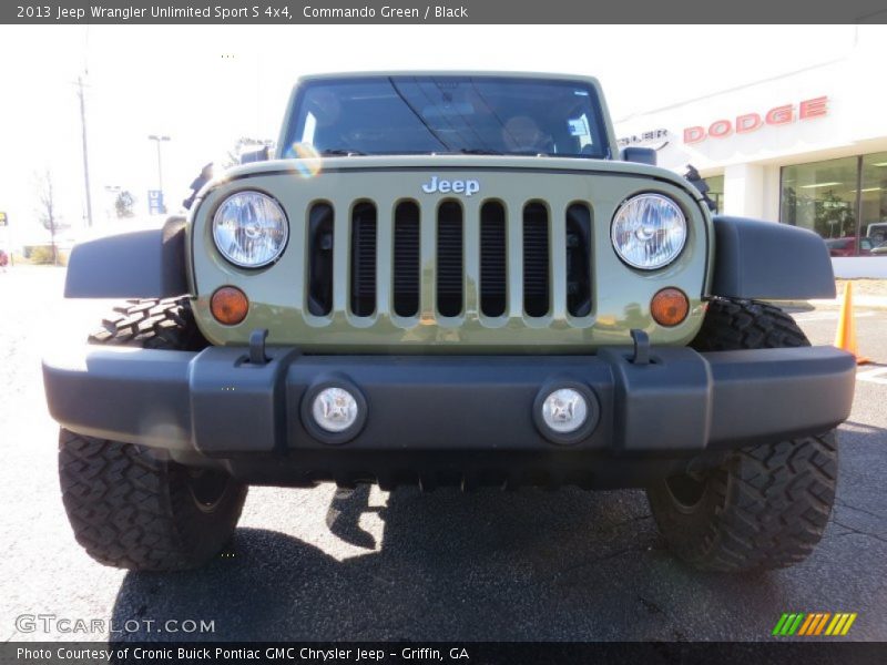 Commando Green / Black 2013 Jeep Wrangler Unlimited Sport S 4x4