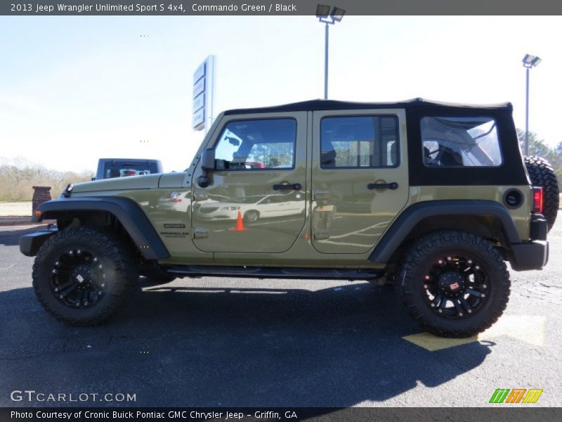 Commando Green / Black 2013 Jeep Wrangler Unlimited Sport S 4x4