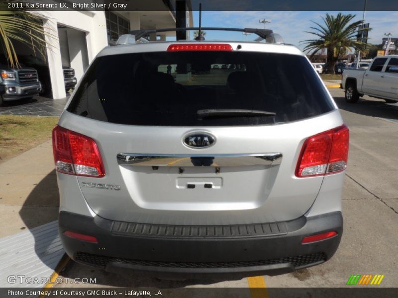 Bright Silver / Gray 2011 Kia Sorento LX