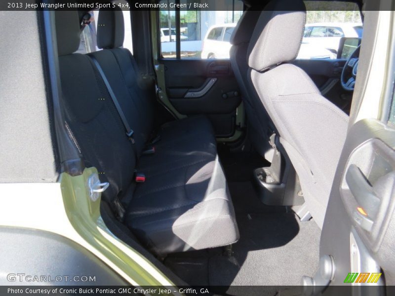 Commando Green / Black 2013 Jeep Wrangler Unlimited Sport S 4x4