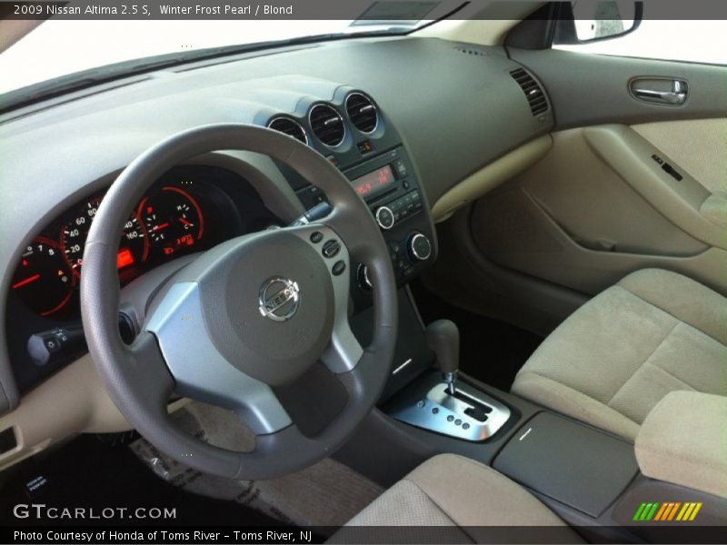 Winter Frost Pearl / Blond 2009 Nissan Altima 2.5 S