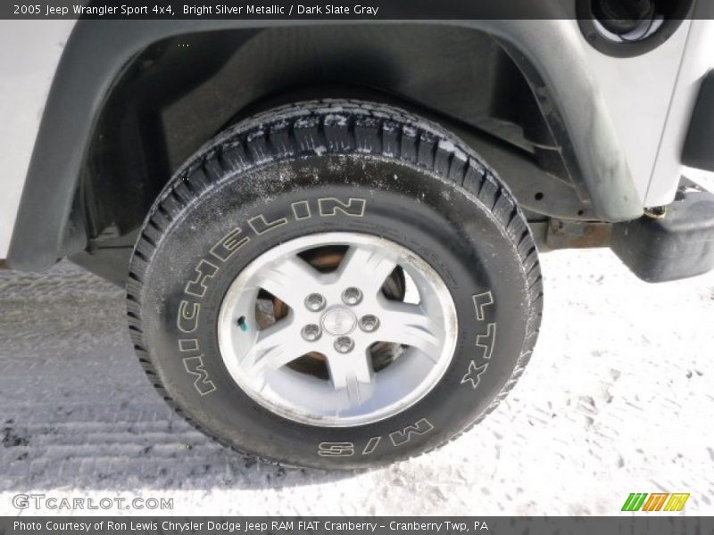 Bright Silver Metallic / Dark Slate Gray 2005 Jeep Wrangler Sport 4x4
