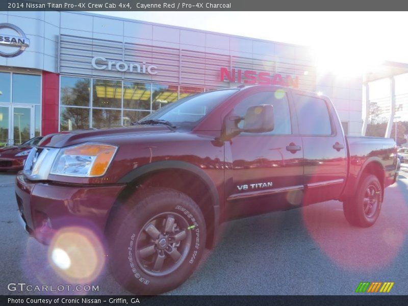 Cayenne Red / Pro-4X Charcoal 2014 Nissan Titan Pro-4X Crew Cab 4x4