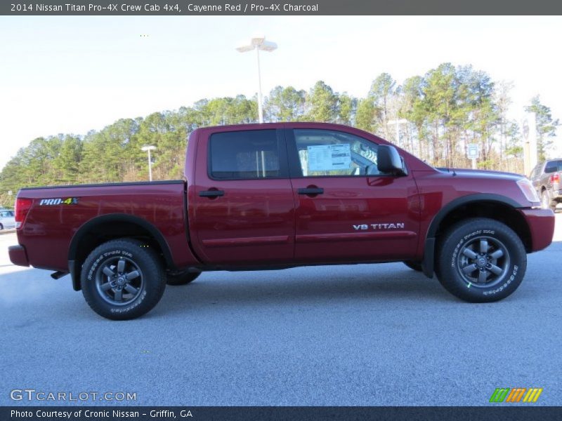 Cayenne Red / Pro-4X Charcoal 2014 Nissan Titan Pro-4X Crew Cab 4x4