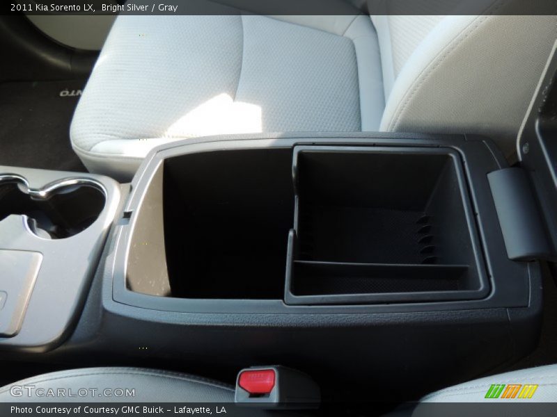 Bright Silver / Gray 2011 Kia Sorento LX
