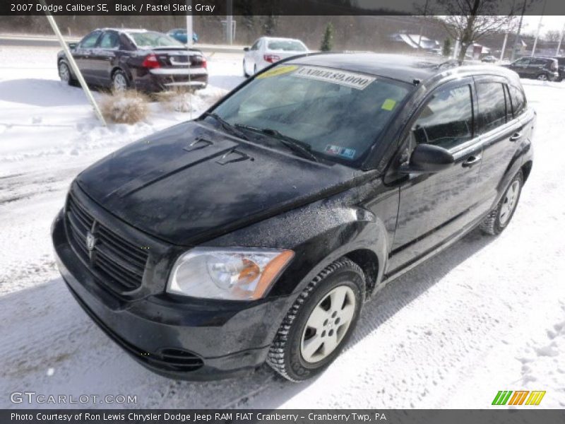 Black / Pastel Slate Gray 2007 Dodge Caliber SE