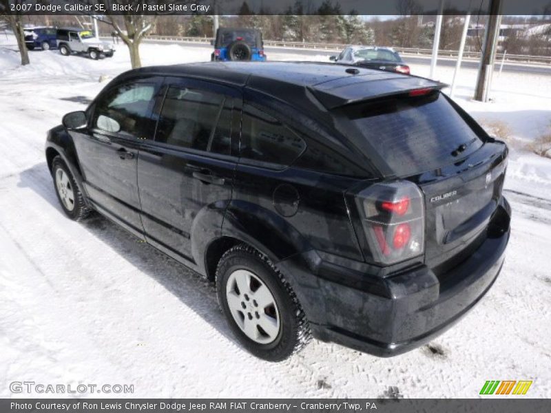 Black / Pastel Slate Gray 2007 Dodge Caliber SE