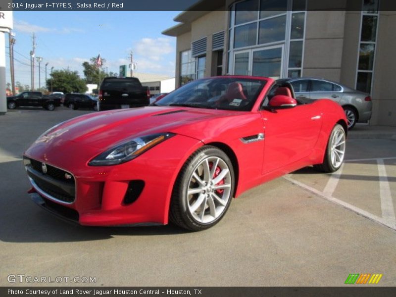 Front 3/4 View of 2014 F-TYPE S