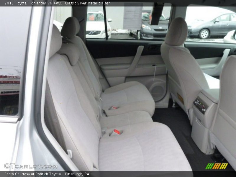 Classic Silver Metallic / Ash 2013 Toyota Highlander V6 4WD