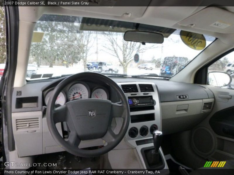 Black / Pastel Slate Gray 2007 Dodge Caliber SE