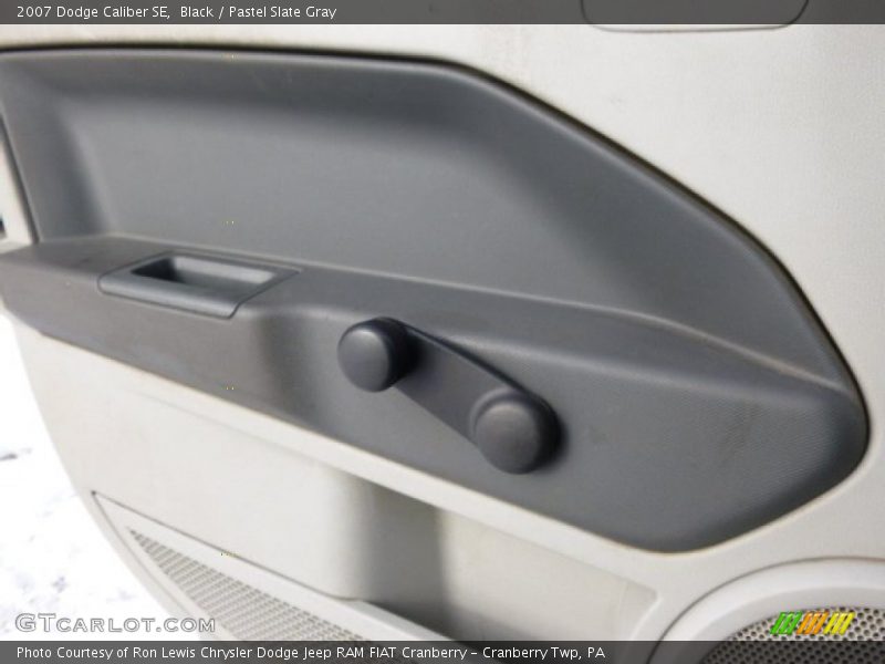 Black / Pastel Slate Gray 2007 Dodge Caliber SE