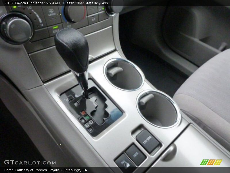 Classic Silver Metallic / Ash 2013 Toyota Highlander V6 4WD