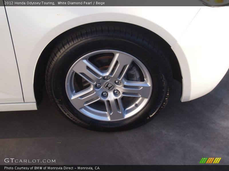 White Diamond Pearl / Beige 2012 Honda Odyssey Touring
