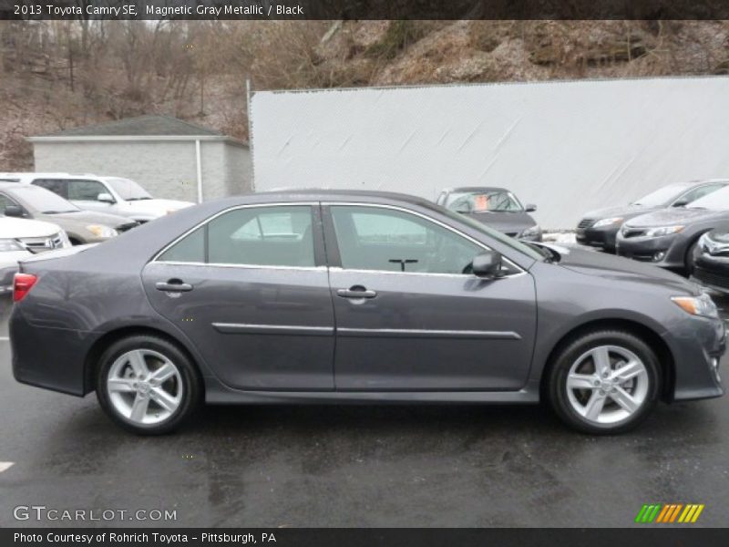 Magnetic Gray Metallic / Black 2013 Toyota Camry SE
