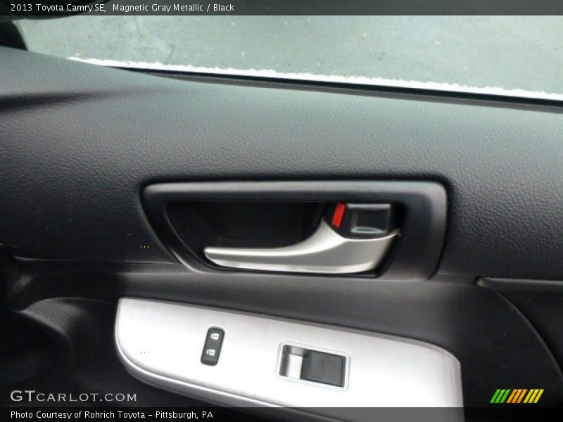 Magnetic Gray Metallic / Black 2013 Toyota Camry SE
