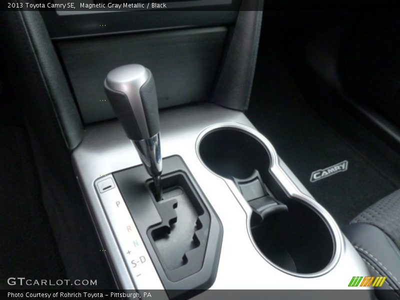 Magnetic Gray Metallic / Black 2013 Toyota Camry SE