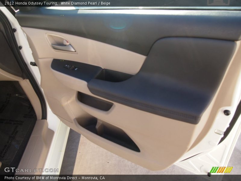 White Diamond Pearl / Beige 2012 Honda Odyssey Touring