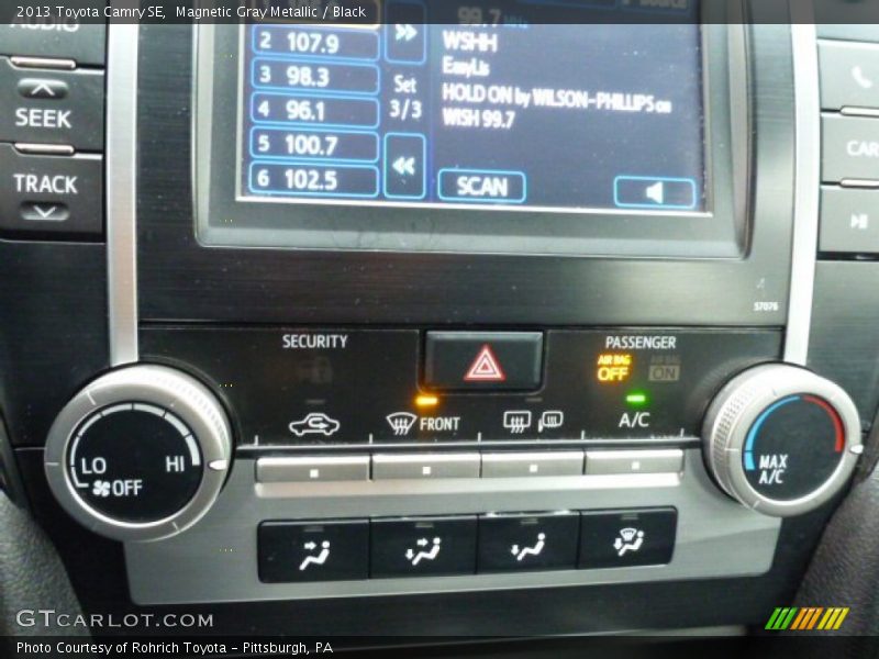 Magnetic Gray Metallic / Black 2013 Toyota Camry SE