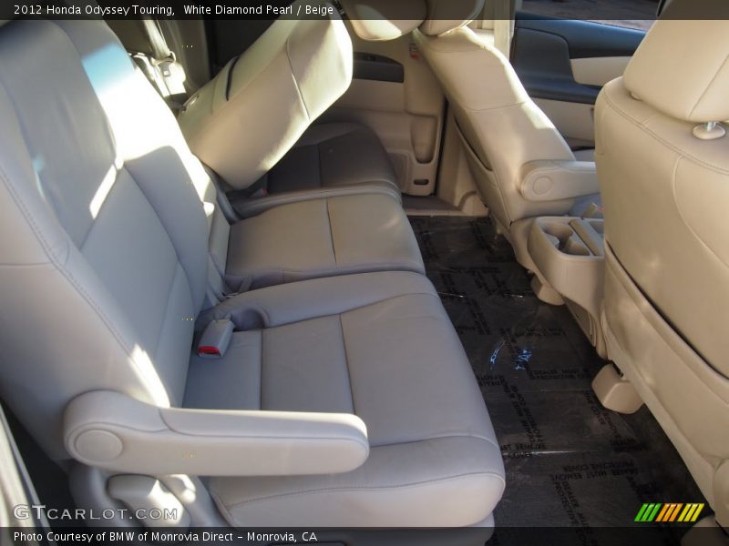 White Diamond Pearl / Beige 2012 Honda Odyssey Touring