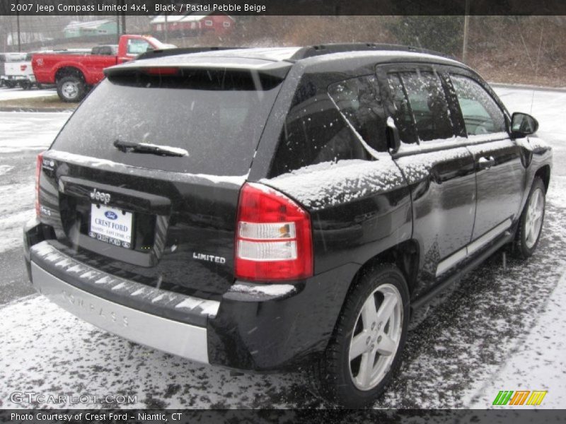 Black / Pastel Pebble Beige 2007 Jeep Compass Limited 4x4