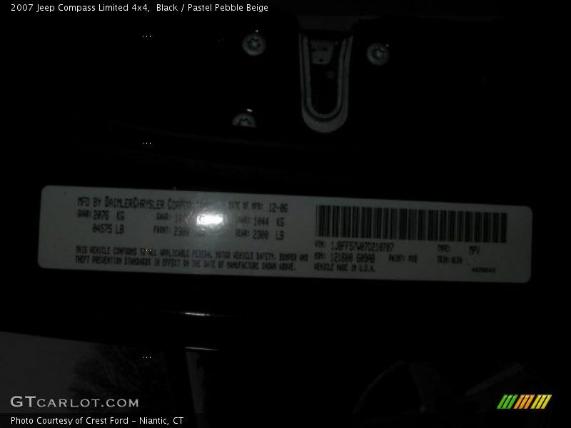 Black / Pastel Pebble Beige 2007 Jeep Compass Limited 4x4