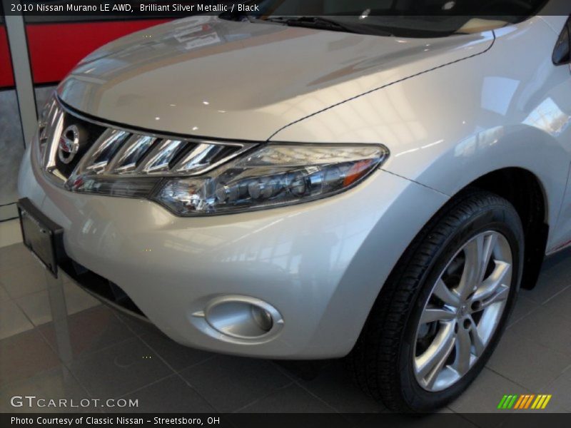Brilliant Silver Metallic / Black 2010 Nissan Murano LE AWD