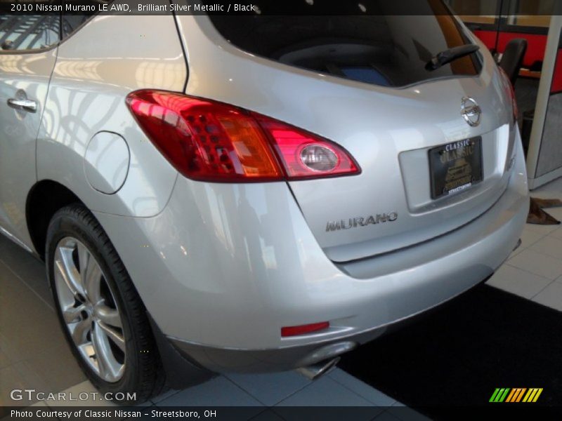 Brilliant Silver Metallic / Black 2010 Nissan Murano LE AWD