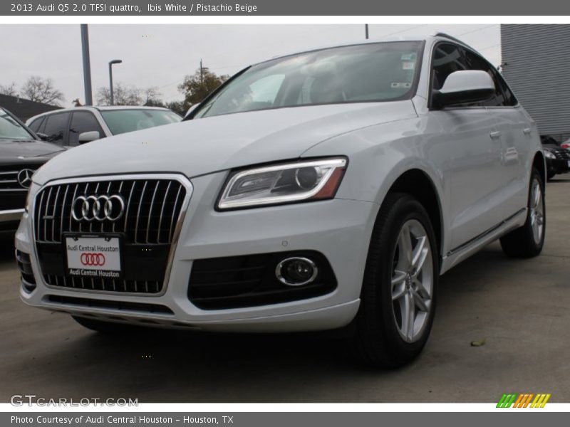 Ibis White / Pistachio Beige 2013 Audi Q5 2.0 TFSI quattro