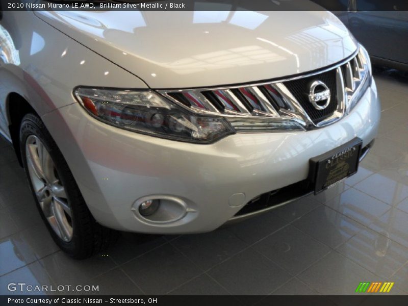 Brilliant Silver Metallic / Black 2010 Nissan Murano LE AWD