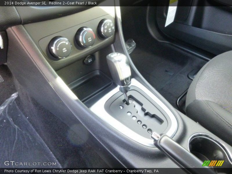 Redline 2-Coat Pearl / Black 2014 Dodge Avenger SE