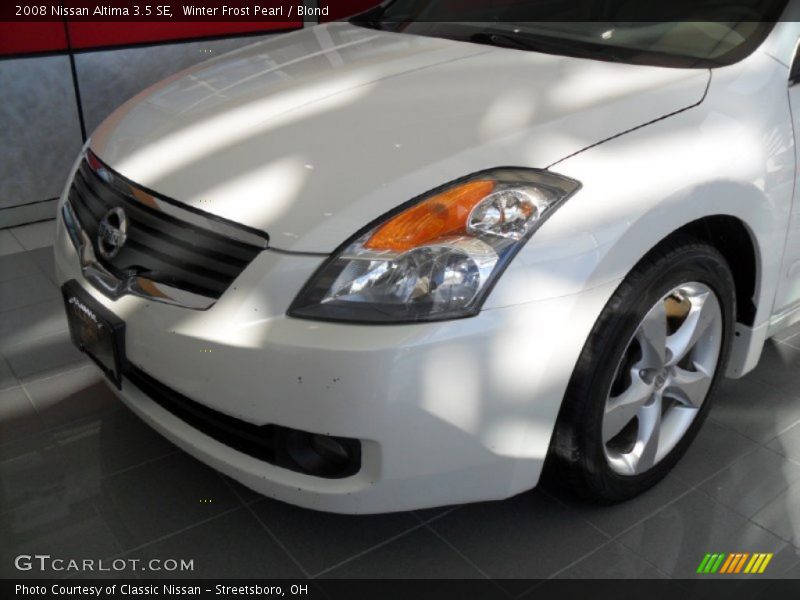Winter Frost Pearl / Blond 2008 Nissan Altima 3.5 SE