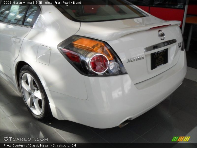 Winter Frost Pearl / Blond 2008 Nissan Altima 3.5 SE