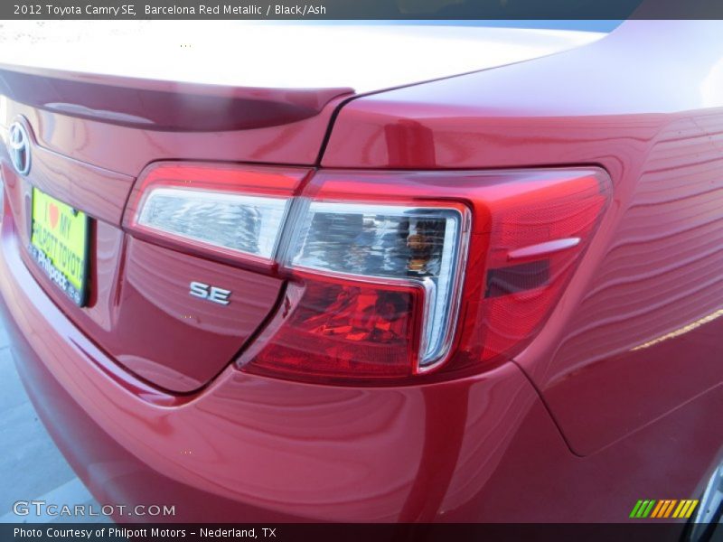 Barcelona Red Metallic / Black/Ash 2012 Toyota Camry SE