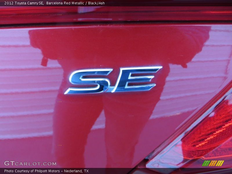 Barcelona Red Metallic / Black/Ash 2012 Toyota Camry SE