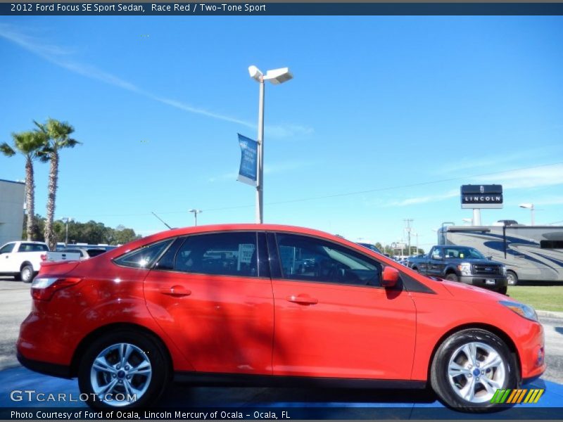 Race Red / Two-Tone Sport 2012 Ford Focus SE Sport Sedan