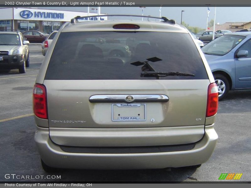 Light Almond Pearl Metallic / Taupe 2002 Chrysler Town & Country EX