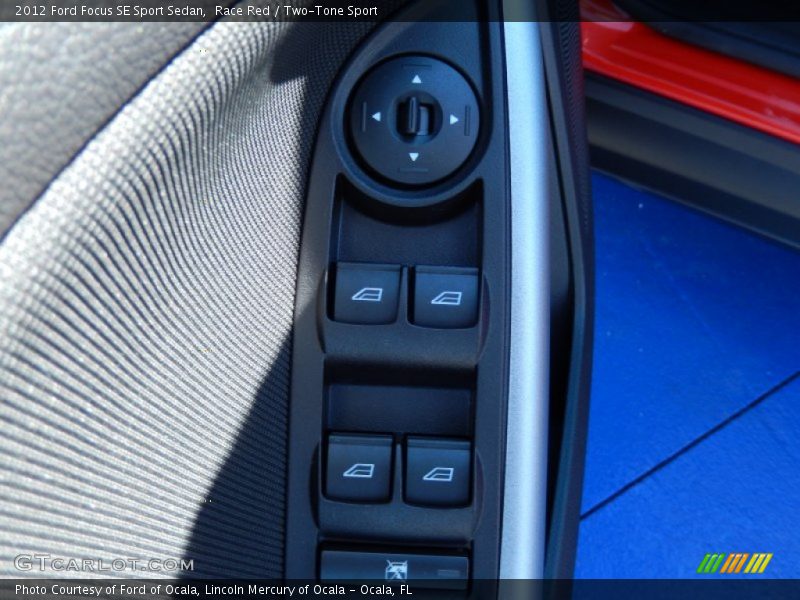 Race Red / Two-Tone Sport 2012 Ford Focus SE Sport Sedan