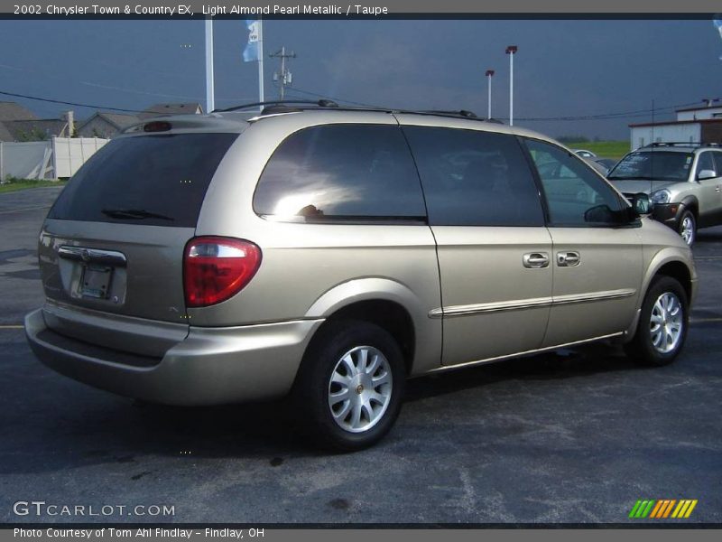 Light Almond Pearl Metallic / Taupe 2002 Chrysler Town & Country EX