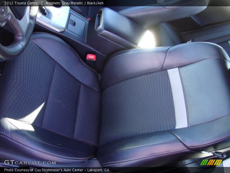 Magnetic Gray Metallic / Black/Ash 2012 Toyota Camry SE